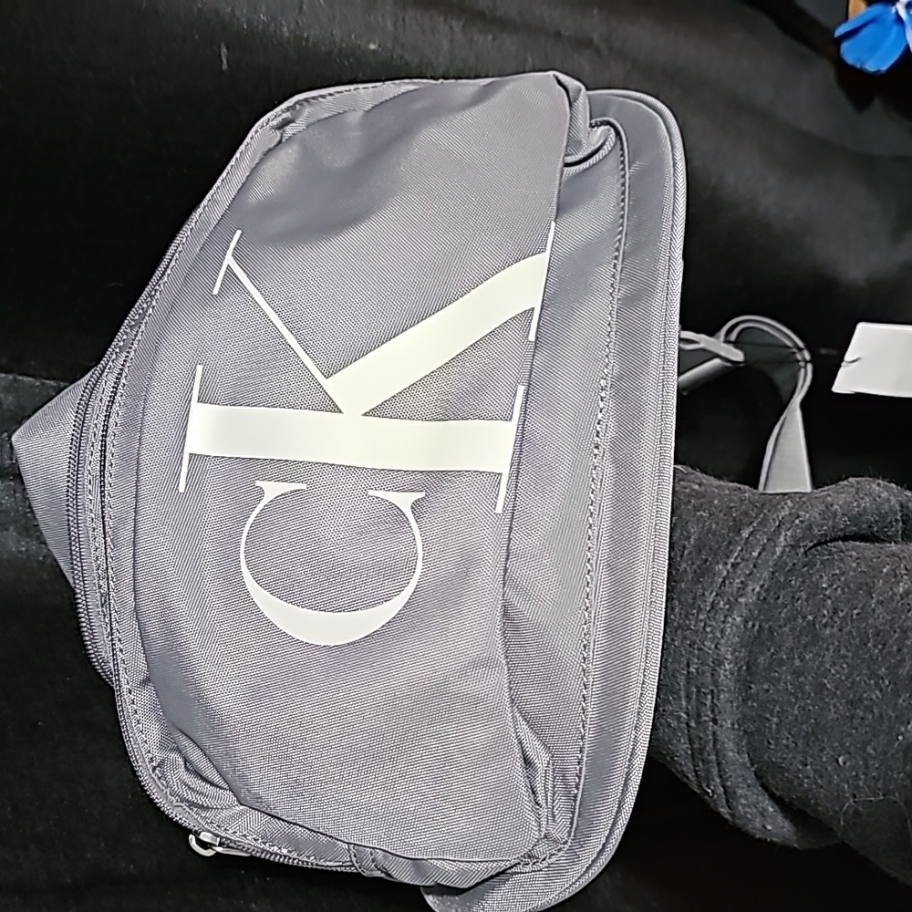 Calvin klein cross body / fanny pack